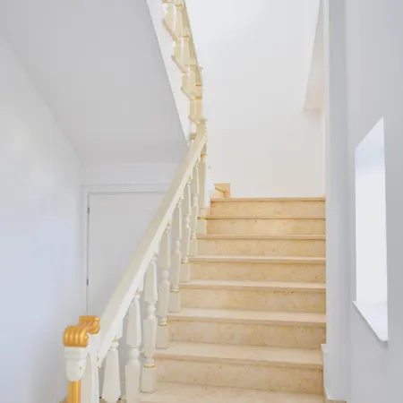 The White Villa *