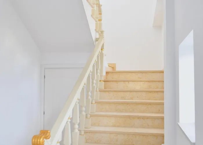 The White Вилла *