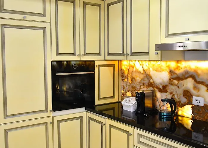 Вилла The White